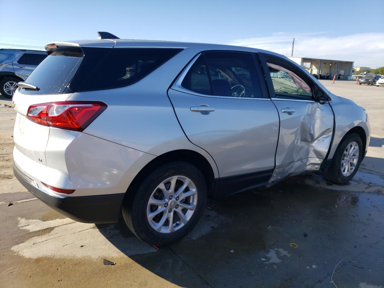 Изображение 3 2021 CHEVROLET EQUINOX LT 2021 с VIN 3GNAXKEV3MS167653