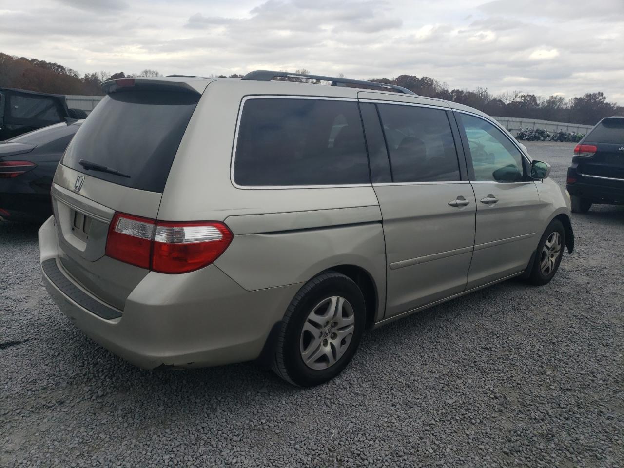 Image 3 of 2006 HONDA ODYSSEY EXL 2006 with VIN 5FNRL38736B022120