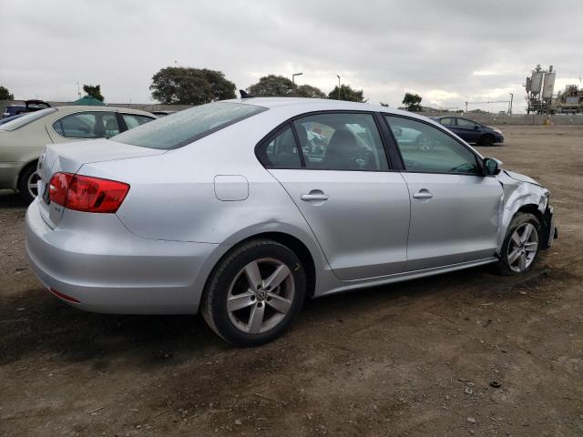 Image 3 of 2012 VOLKSWAGEN JETTA TDI 2012 with VIN 3VWLL7AJ4CM388580