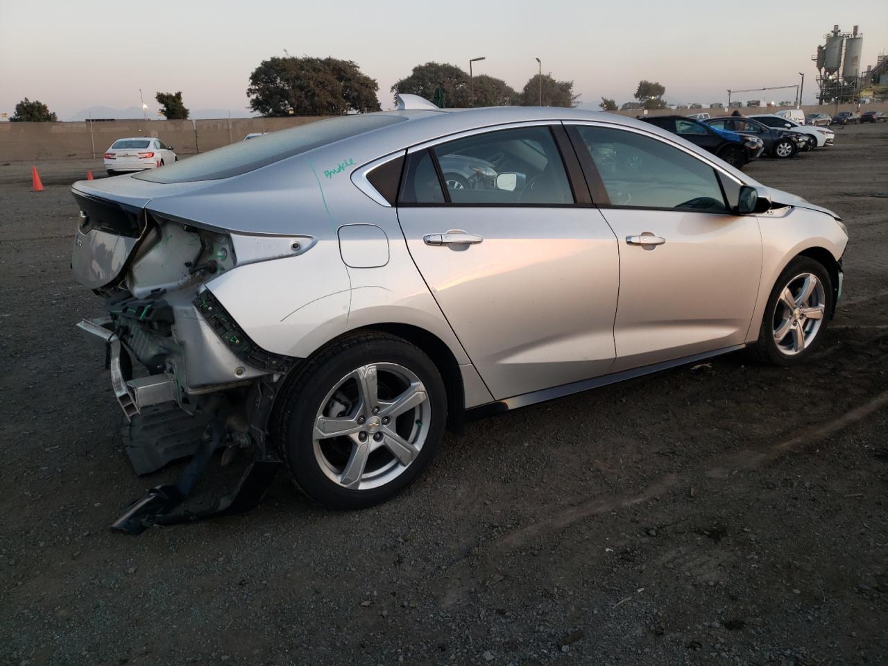 Obraz 3 z 2017 CHEVROLET VOLT LT 2017 z VIN 1G1RC6S54HU207322