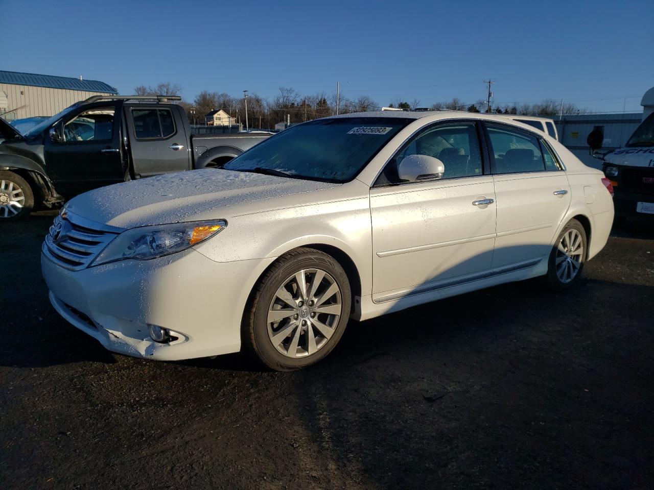 Image 1 of 2011 TOYOTA AVALON BASE 2011 with VIN 4T1BK3DB3BU394701