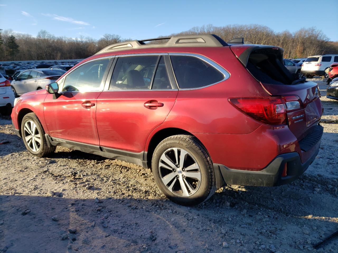 Изображение 2 2018 SUBARU OUTBACK 2.5I LIMITED 2018 с VIN 4S4BSANC4J3332840