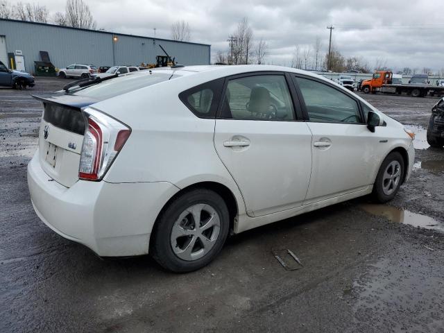 Image 3 of 2014 TOYOTA PRIUS  2014 with VIN JTDKN3DU3E0362209