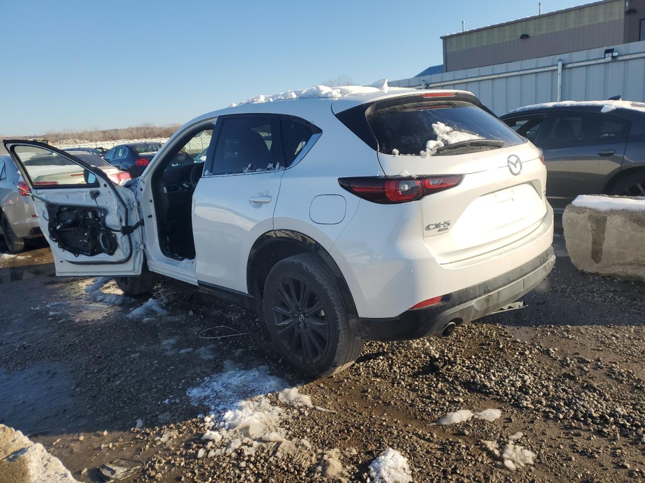 Image 2 of 2022 MAZDA CX-5  2022 with VIN JM3KFBAY4N0531076