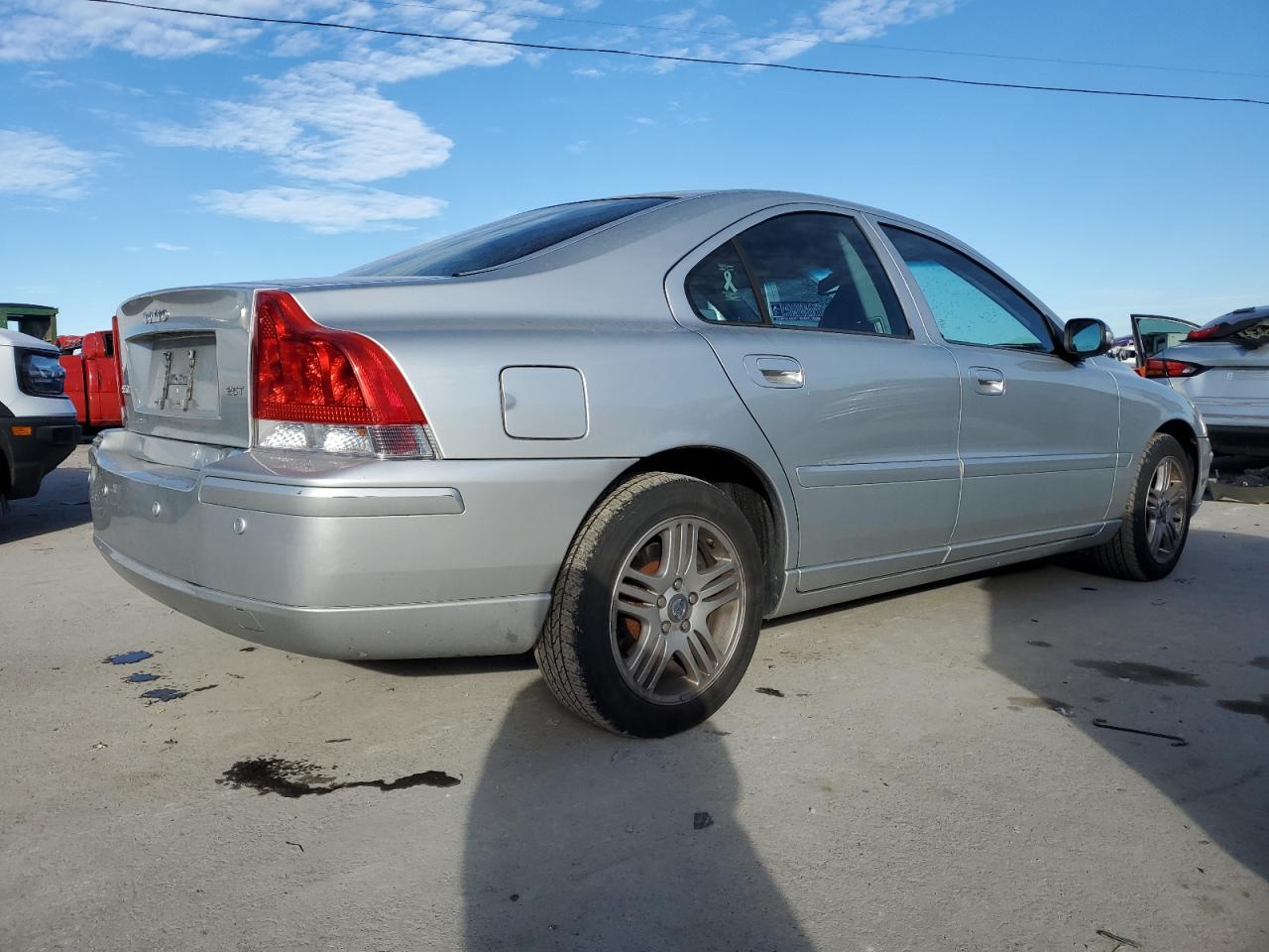 Obraz 3 z 2007 VOLVO S60 2.5T 2007 z VIN YV1RS592072627342