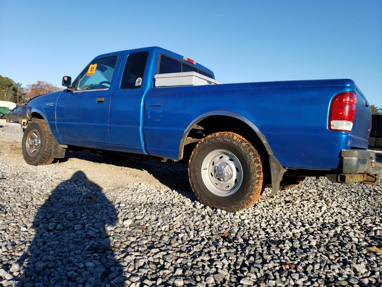 Image 2 of 2000 FORD RANGER SUPER CAB 2000 with VIN 1FTYR14X1YTA09404