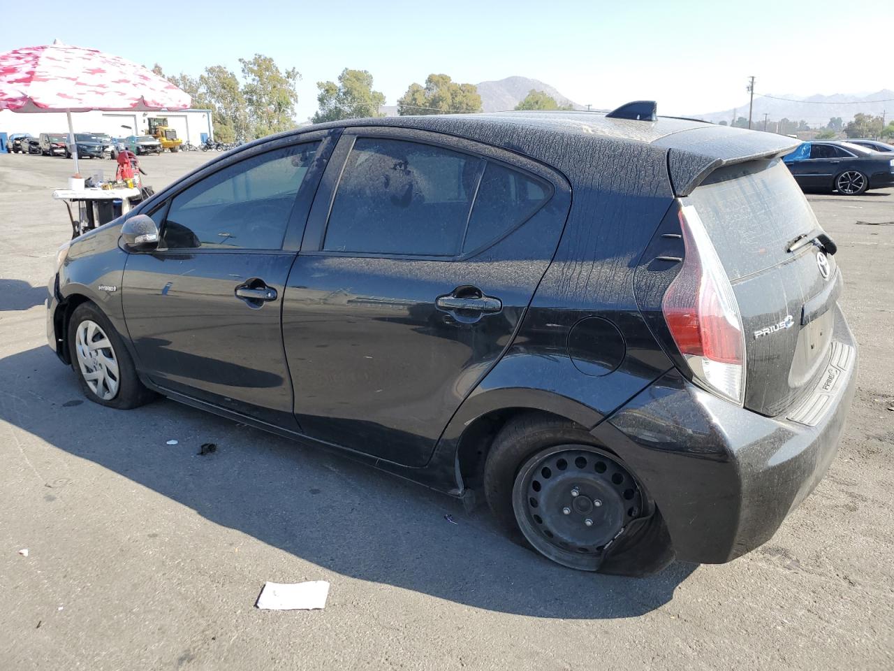 Изображение 2 2015 TOYOTA PRIUS C  2015 с VIN JTDKDTB3XF1090573