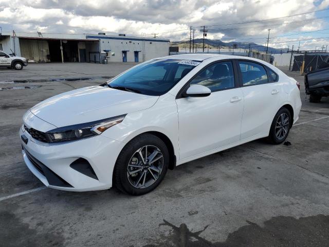 Obraz 1 z 2022 KIA FORTE FE 2022 z VIN 3KPF24AD8NE440320