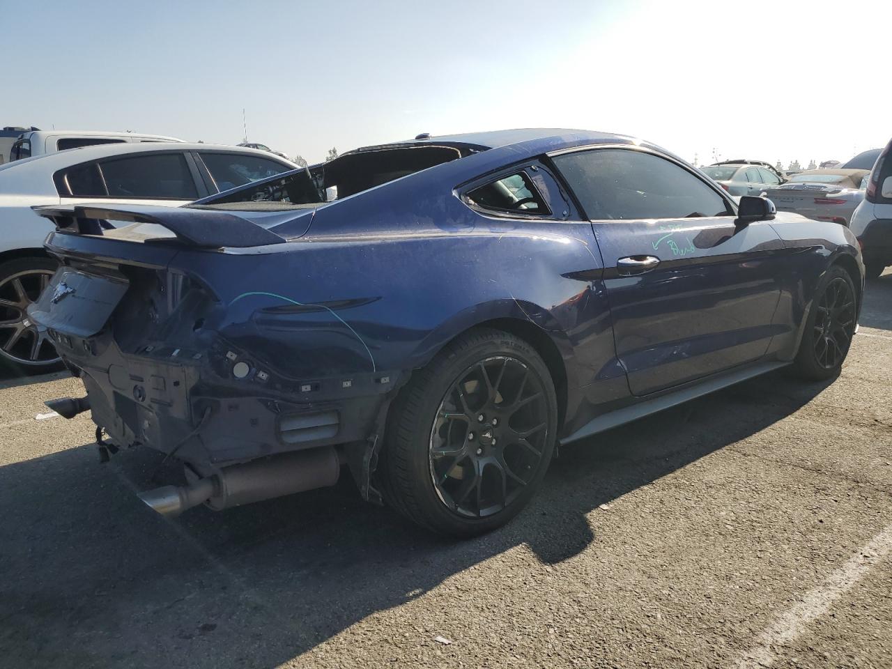 Изображение 3 2019 FORD MUSTANG  2019 с VIN 1FA6P8TH3K5135183