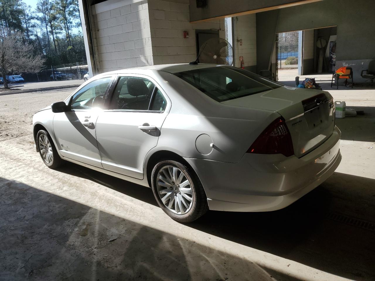 Obraz 2 z 2010 FORD FUSION HYBRID 2010 z VIN 3FADP0L35AR159817
