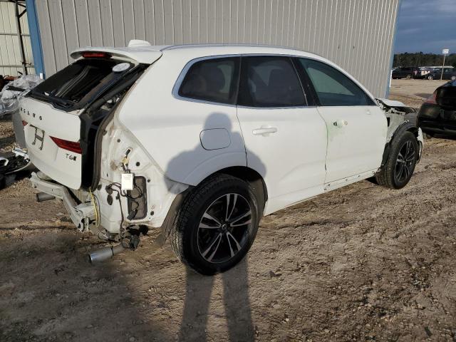 Image 3 of 2018 VOLVO XC60 T6 MOMENTUM 2018 with VIN YV4A22RK4J1042775