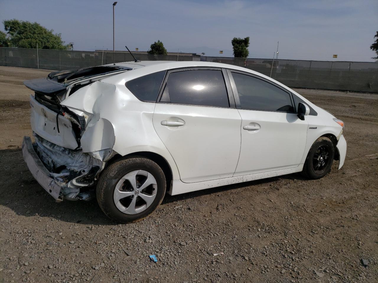 Obraz 3 z 2014 TOYOTA PRIUS  2014 z VIN JTDKN3DU3E1744718