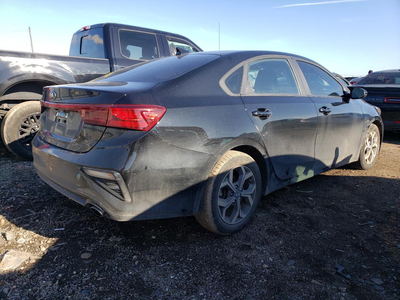 Image 3 of 2021 KIA FORTE FE 2021 with VIN 3KPF24AD3ME360292