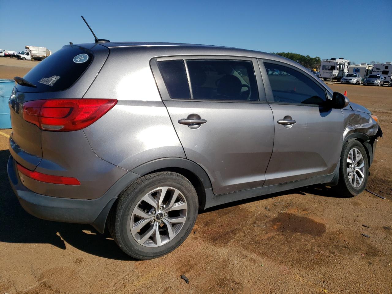 Изображение 3 2015 KIA SPORTAGE LX 2015 с VIN KNDPB3AC7F7789850