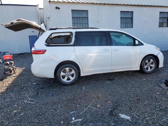 Image 3 of 2018 TOYOTA SIENNA LE 2018 with VIN 5TDKZ3DC9JS907882