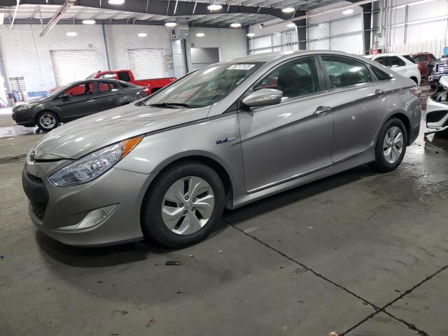 Image 1 of 2013 HYUNDAI SONATA HYBRID 2013 with VIN KMHEC4A45DA050247