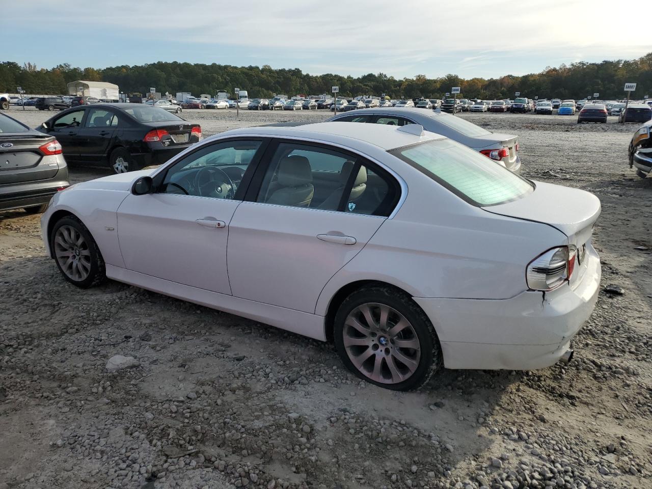 Image 2 of 2008 BMW 335 I 2008 with VIN WBAVB73508VH23751