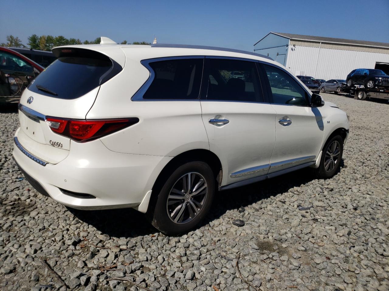 Image 3 of 2017 INFINITI QX60  2017 with VIN 5N1DL0MM6HC509439