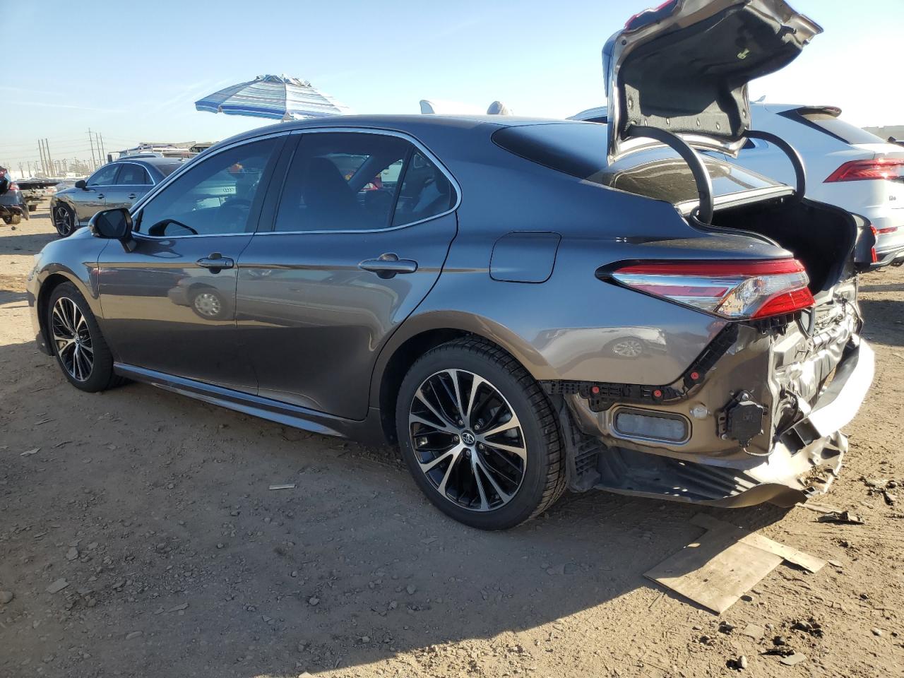 Image 2 of 2018 TOYOTA CAMRY L 2018 with VIN 4T1B11HK5JU125020