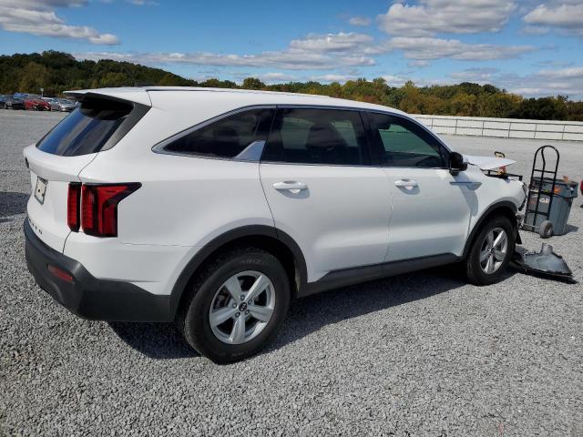 Image 3 of 2021 KIA SORENTO LX 2021 with VIN 5XYRGDLC8MG018780