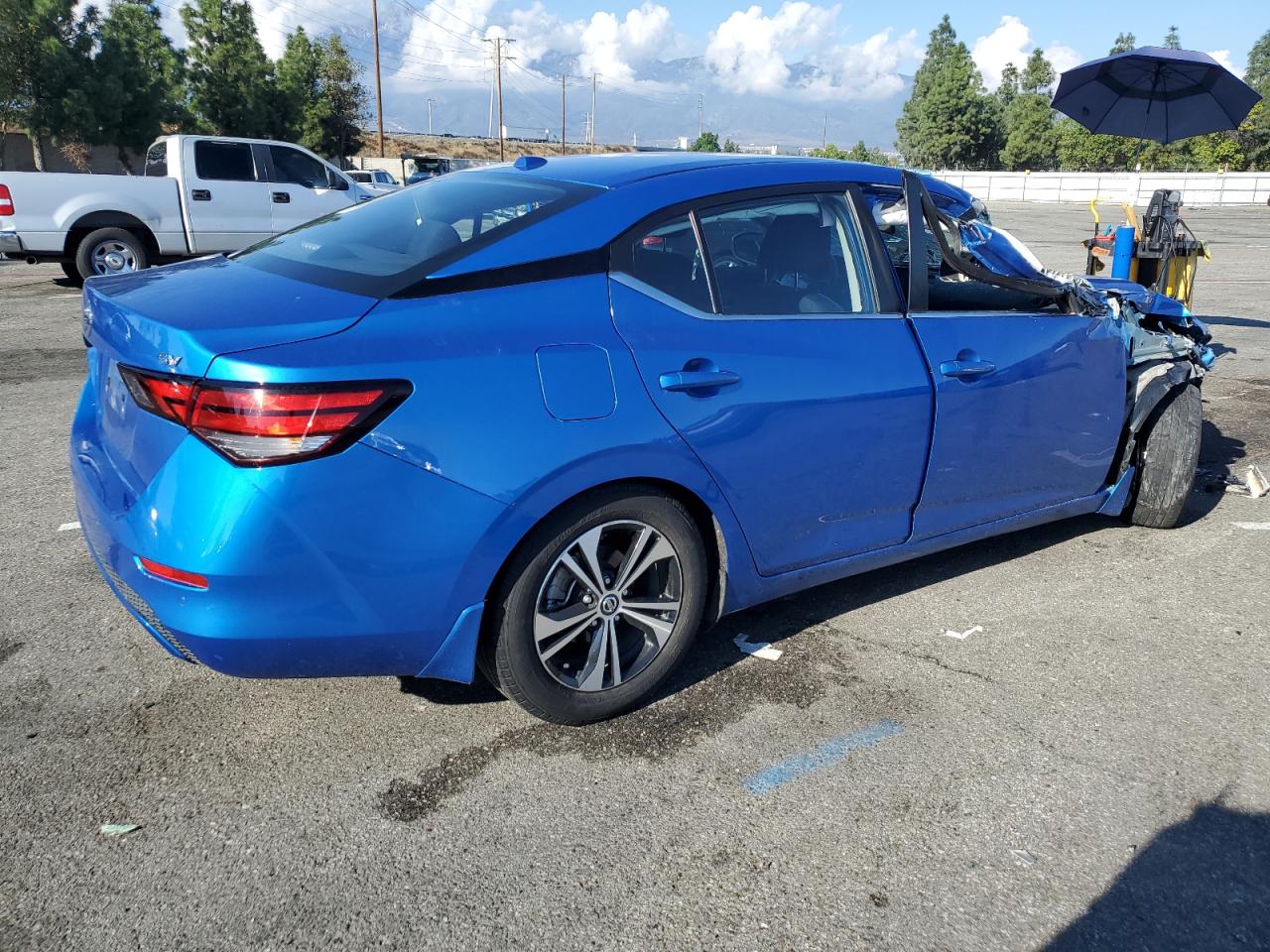 Image 3 of 2022 NISSAN SENTRA SV 2022 with VIN 3N1AB8CV9NY229832