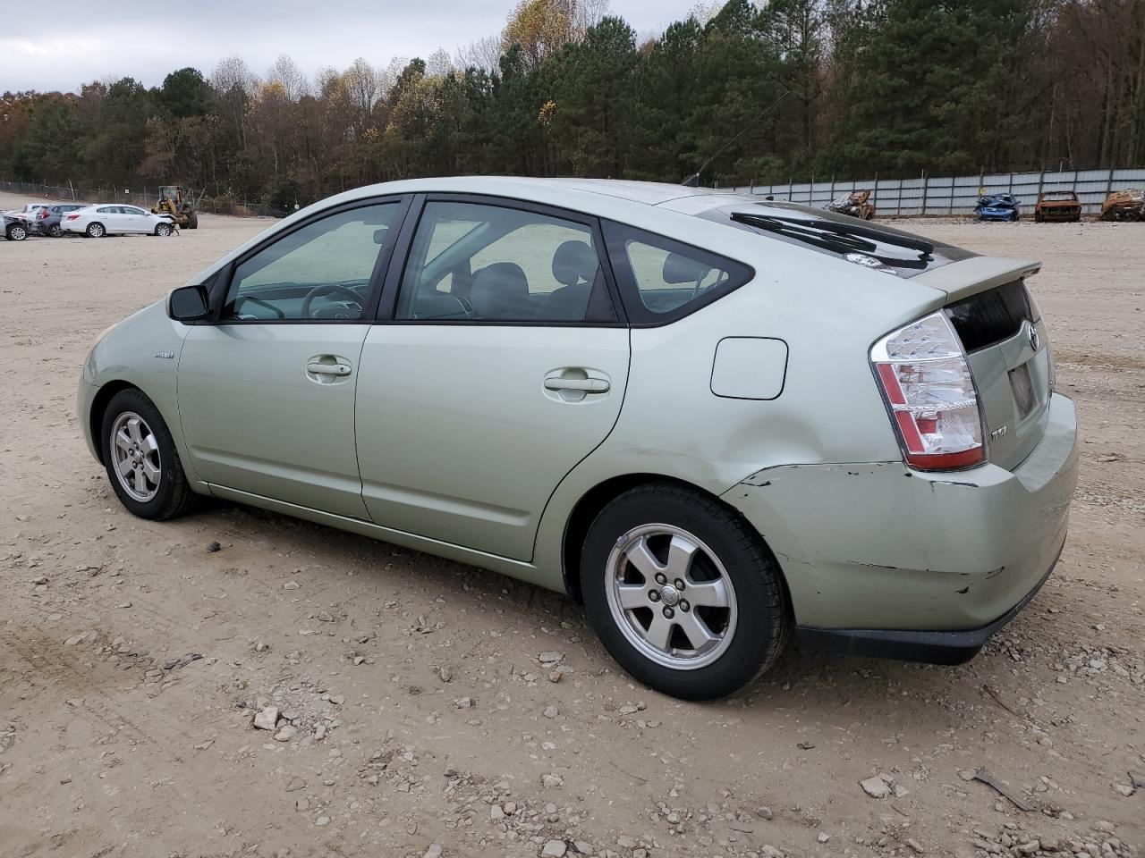 Image 2 of 2006 TOYOTA PRIUS  2006 with VIN JTDKB20U663165351