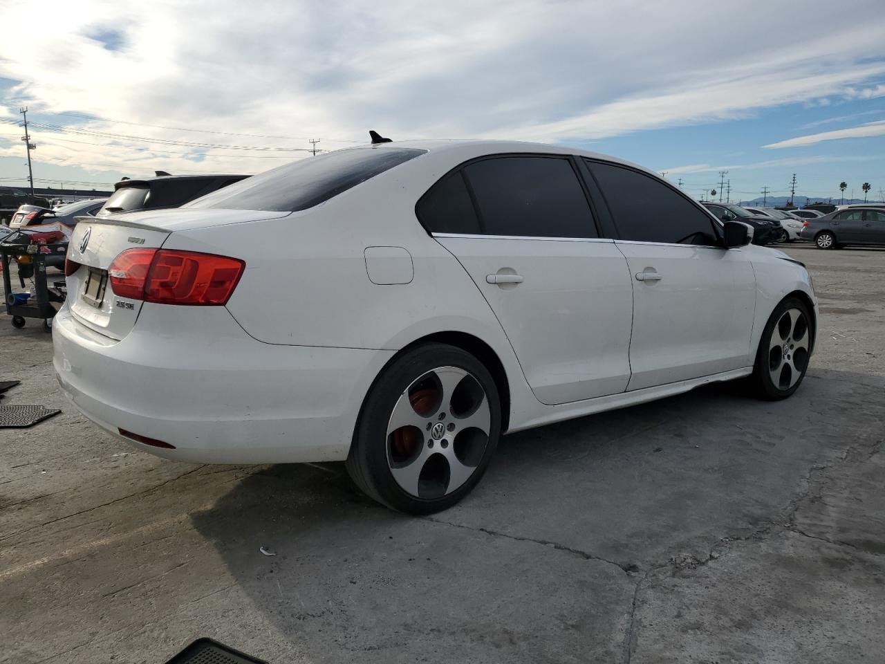 Image 3 of 2012 VOLKSWAGEN JETTA SE 2012 with VIN 3VWBP7AJ0CM342647