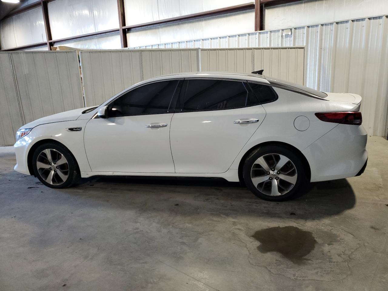 Obraz 2 z 2016 KIA OPTIMA SX 2016 z VIN 5XXGW4L28GG015453