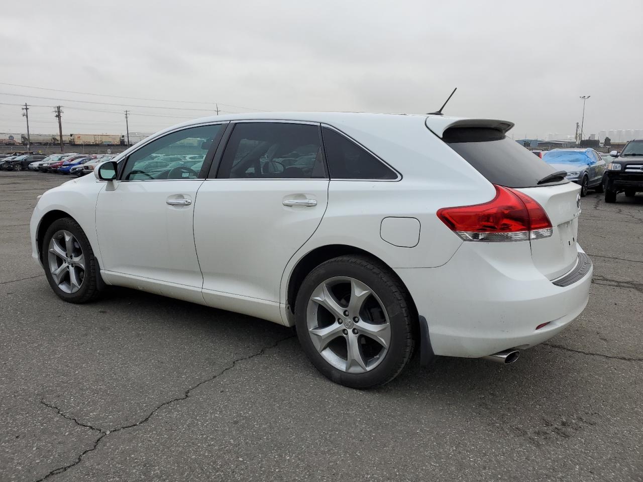 Image 2 of 2011 TOYOTA VENZA  2011 with VIN 4T3BK3BB2BU049976