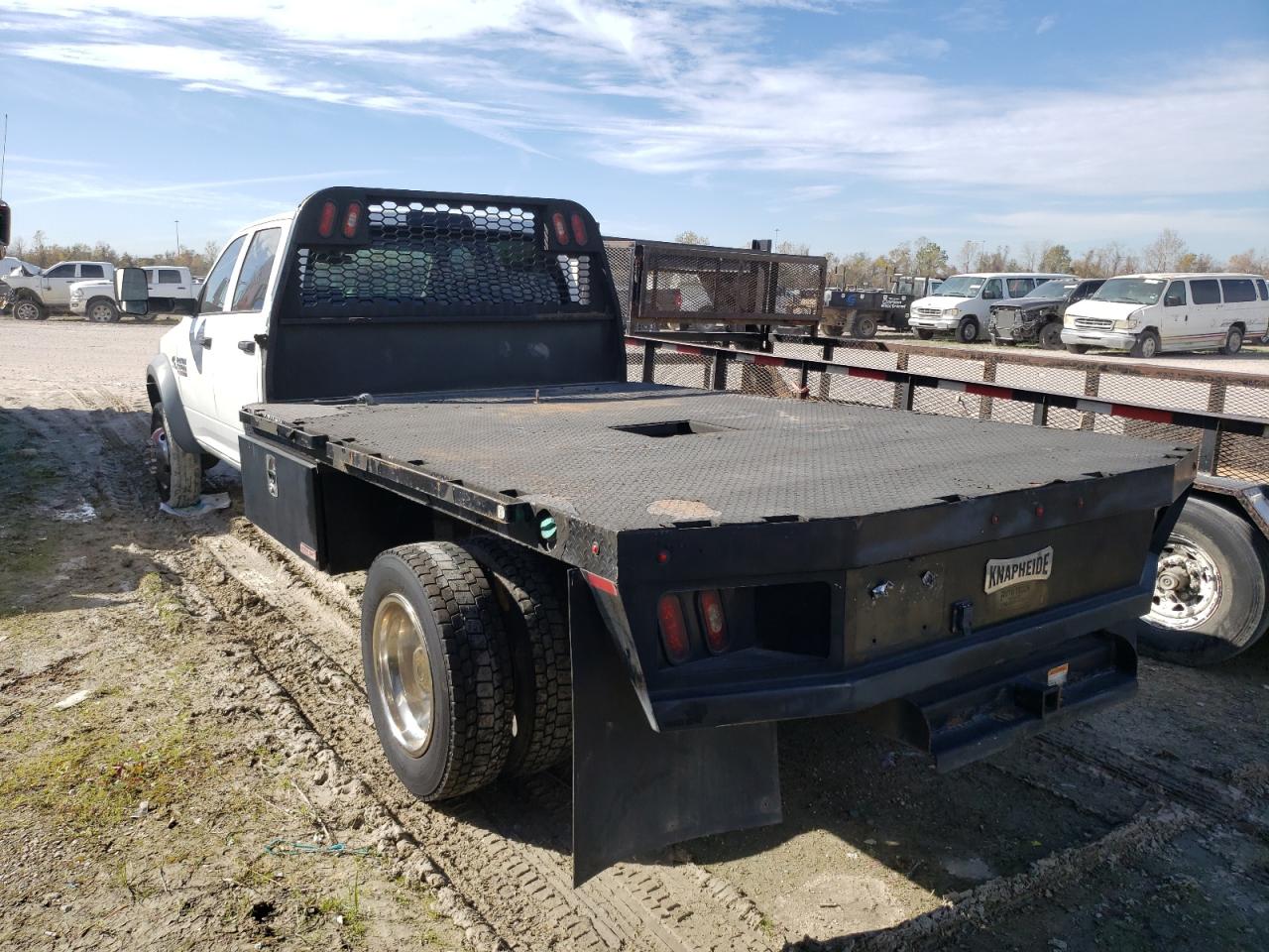 Obraz 2 z 2018 RAM 5500  2018 z VIN 3C7WRNFL4JG177830