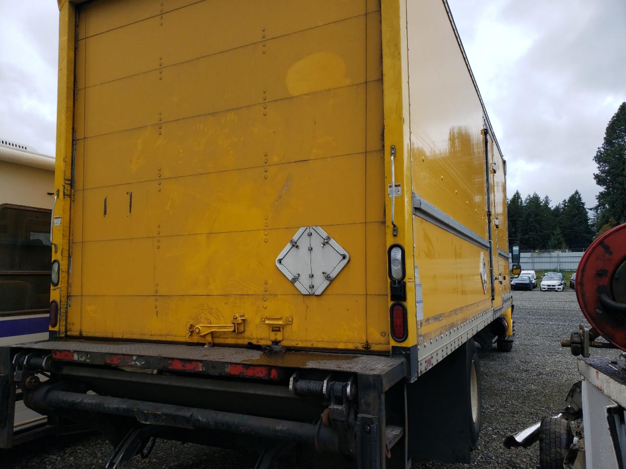 Image 3 of 2005 INTERNATIONAL 4000 4300 2005 with VIN 1HTMMAALX5H117326