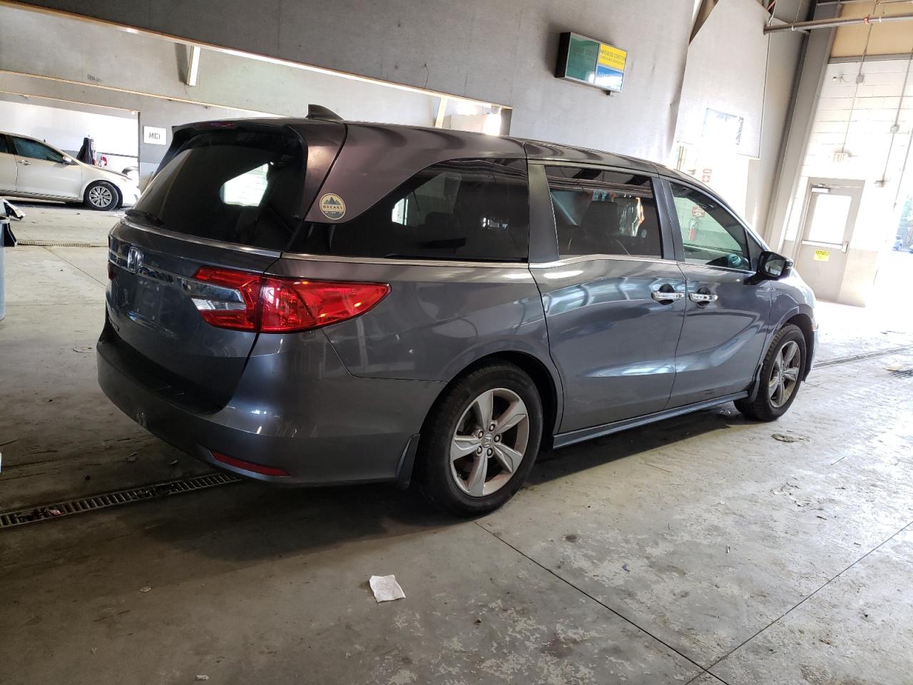 Image 3 of 2019 HONDA ODYSSEY EXL 2019 with VIN 5FNRL6H73KB098643
