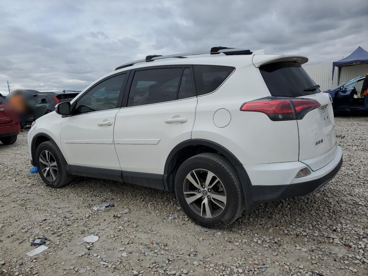 Image 2 of 2017 TOYOTA RAV4 XLE 2017 with VIN JTMWFREV7HJ118229