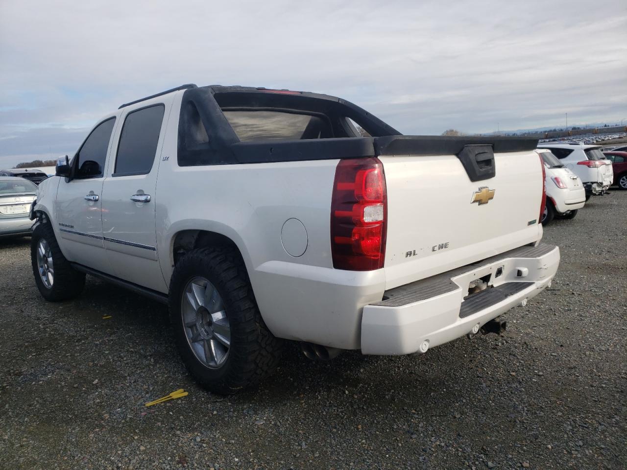 Obraz 2 z 2010 CHEVROLET AVALANCHE LTZ 2010 z VIN 3GNVKGE03AG274234
