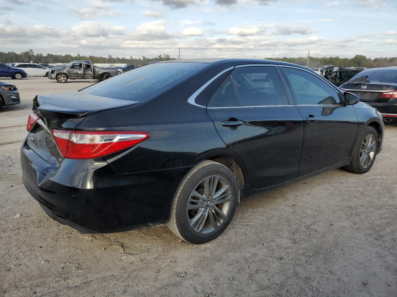 Изображение 3 2017 TOYOTA CAMRY LE 2017 с VIN 4T1BF1FK0HU447112