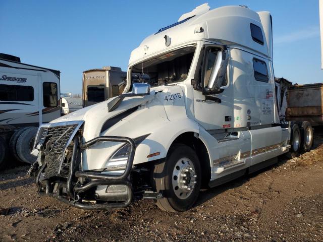 Изображение 2 2024 VOLVO VN VNL 2024 с VIN 4V4NC9EH8RN639277