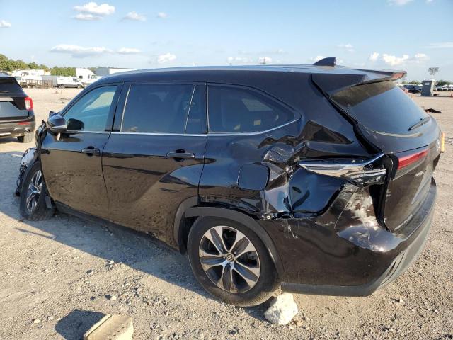 Image 2 of 2020 TOYOTA HIGHLANDER XLE 2020 with VIN 5TDGZRAH0LS020344