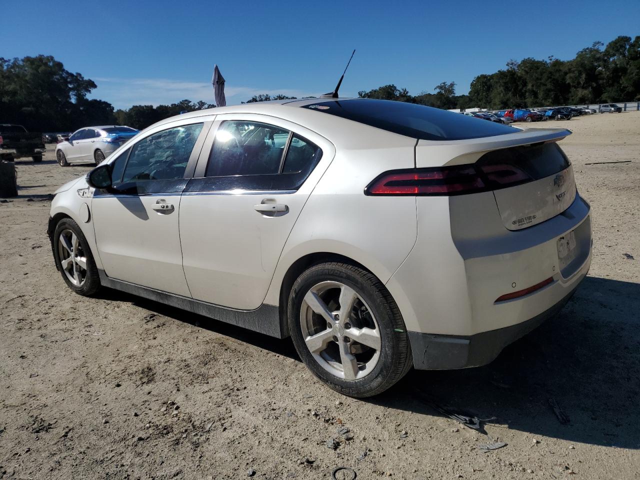 Изображение 2 2014 CHEVROLET VOLT  2014 с VIN 1G1RD6E46EU151900
