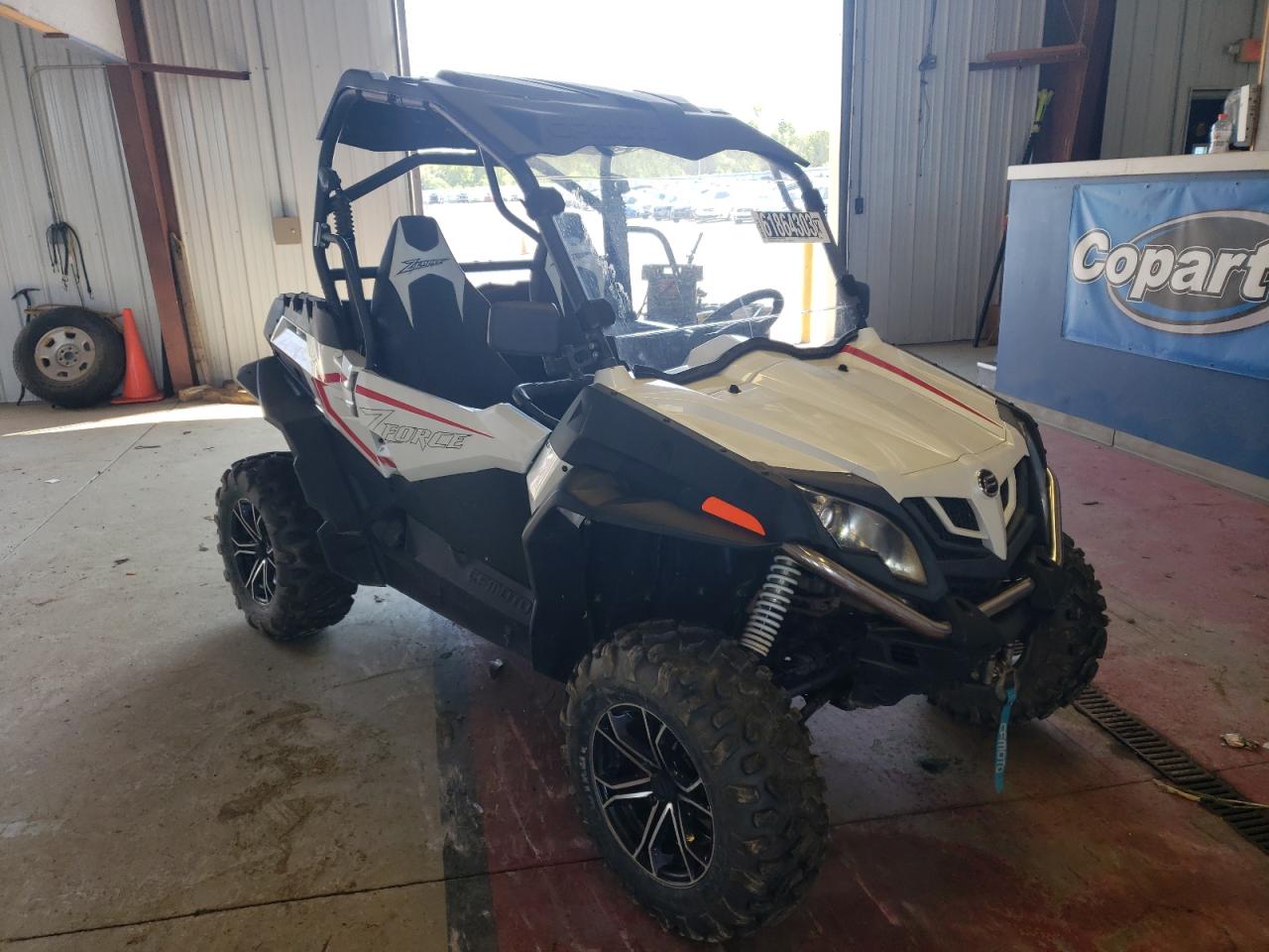 Obraz 2021 CFMO ZFORCE 800 2021