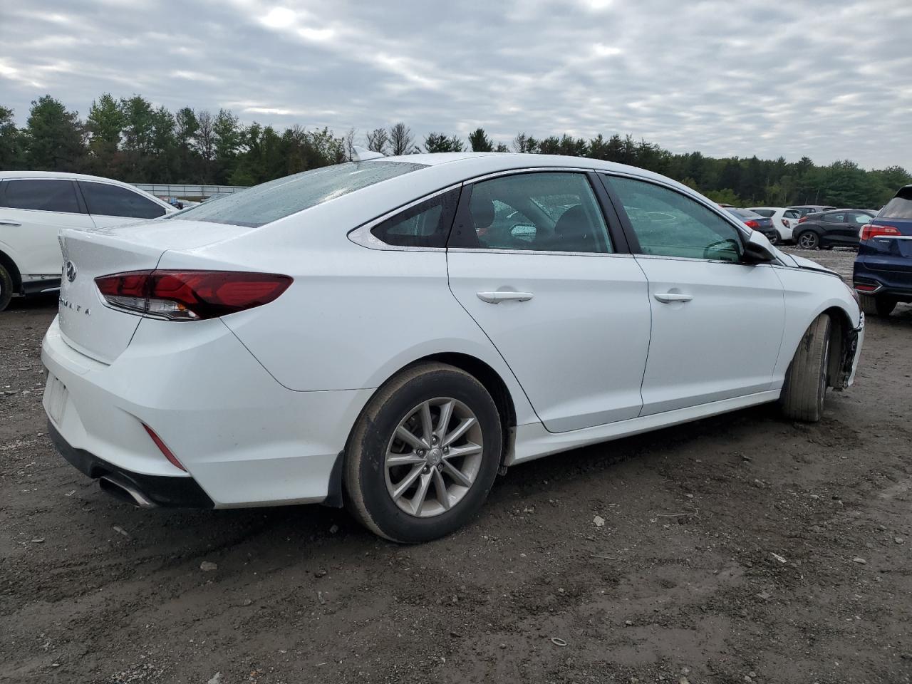 Изображение 3 2019 HYUNDAI SONATA SE 2019 с VIN 5NPE24AF8KH758202