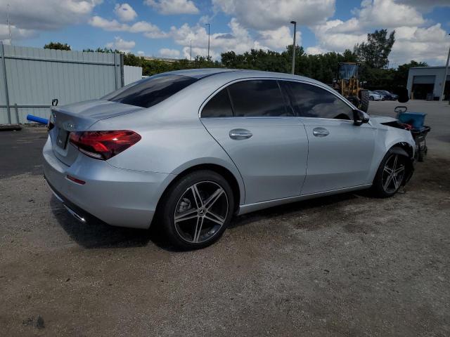 Image 3 of 2022 MERCEDES-BENZ A 220 4MATIC 2022 with VIN W1K3G4FB2NJ373556