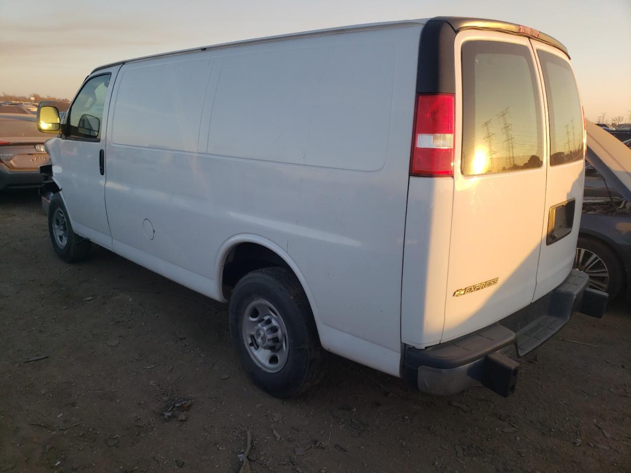 Image 2 of 2019 CHEVROLET EXPRESS G2500  2019 with VIN 1GCWGAFG1K1232023