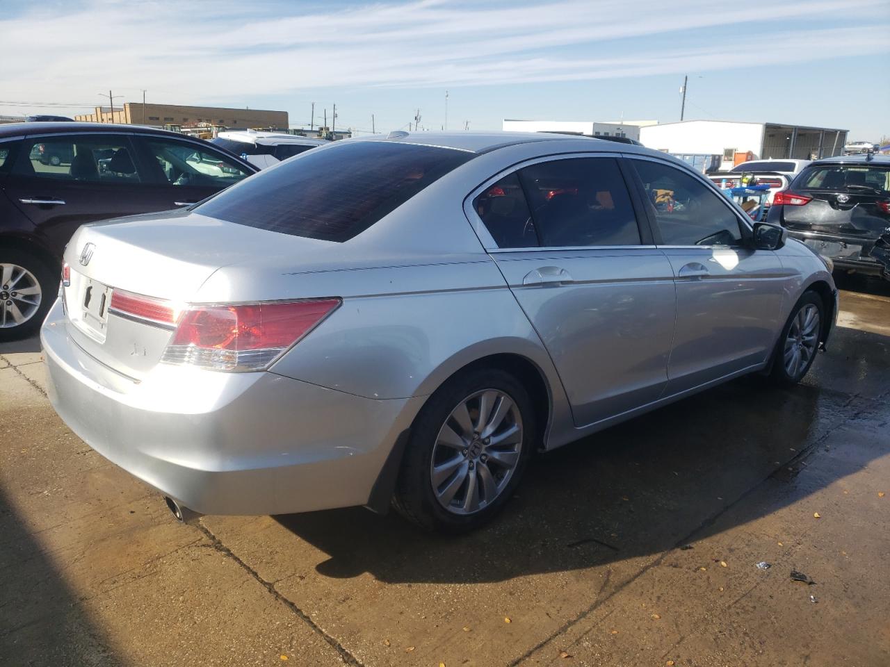 Image 3 of 2012 HONDA ACCORD EXL 2012 with VIN 1HGCP2F8XCA077914