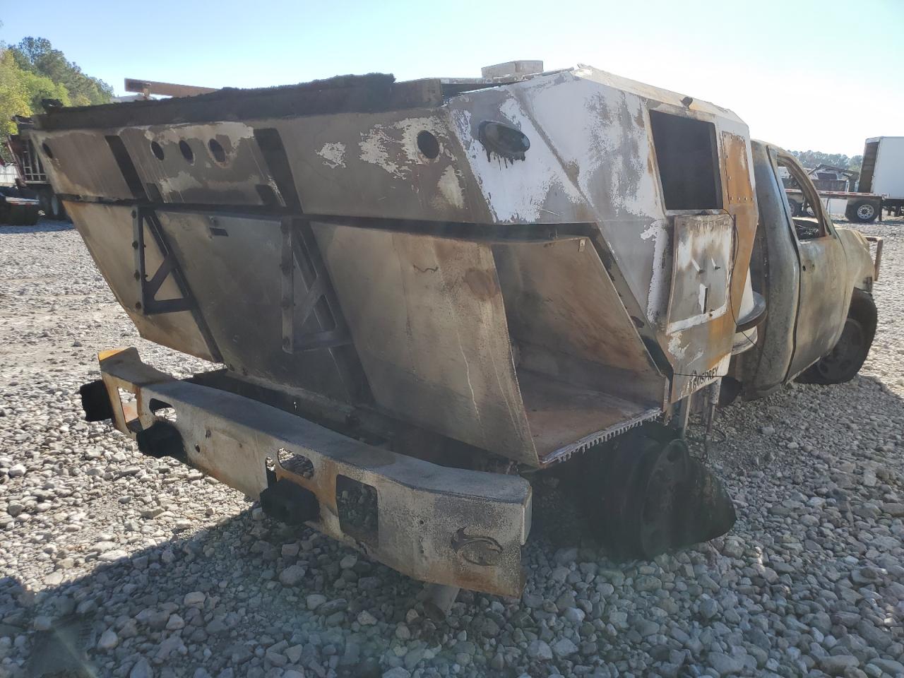 Image 3 of 2018 CHEVROLET SILVERADO C2500 HEAVY DUTY 2018 with VIN 1GC0CUEG2JZ307364