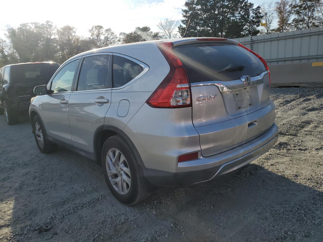Image 2 of 2015 HONDA CR-V EX 2015 with VIN 2HKRM3H5XFH552534