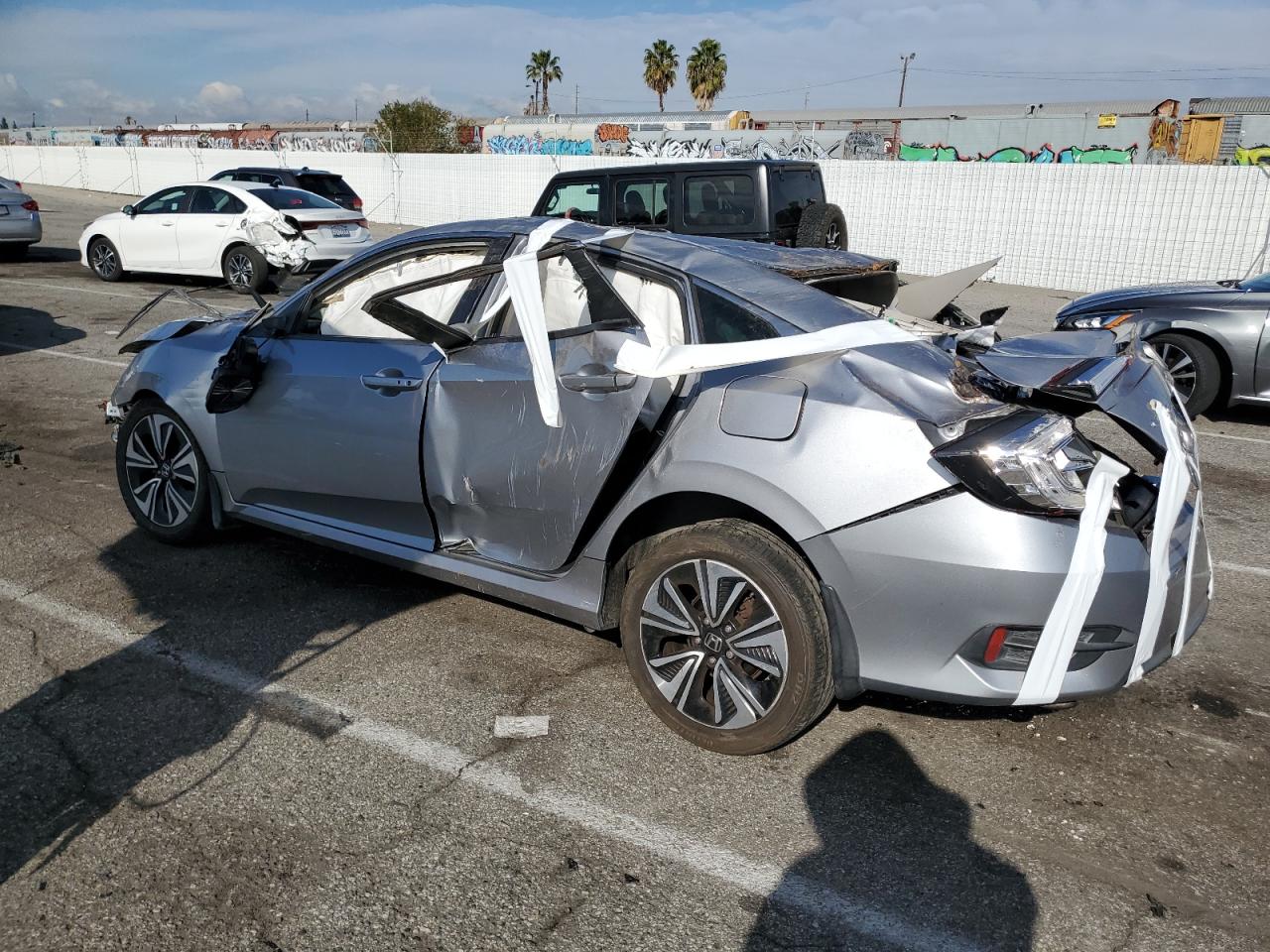 Image 2 of 2017 HONDA CIVIC EX 2017 with VIN 19XFC1F35HE021809