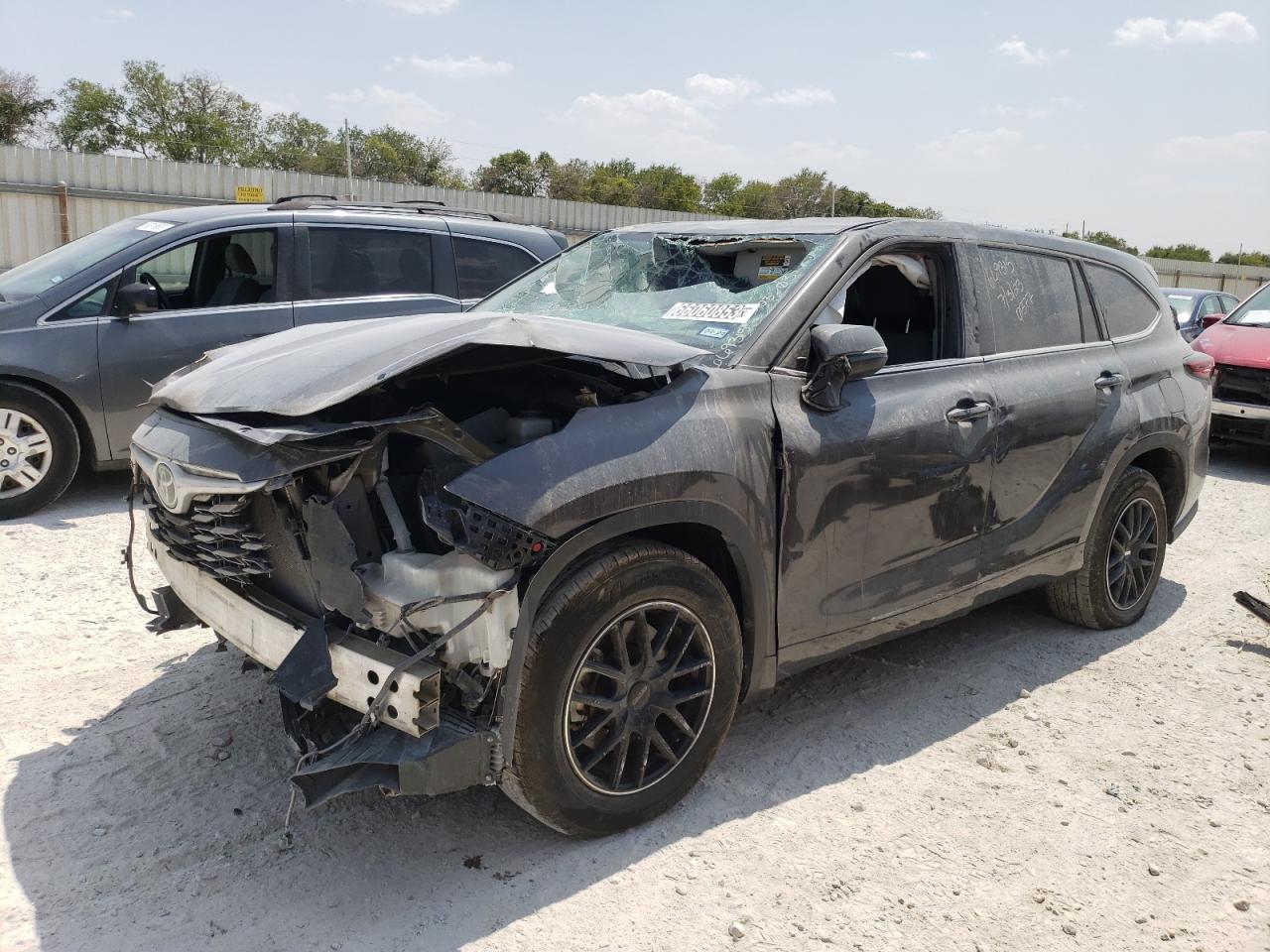 Image 1 of 2021 TOYOTA HIGHLANDER L 2021 with VIN 5TDCZRAH6MS520377