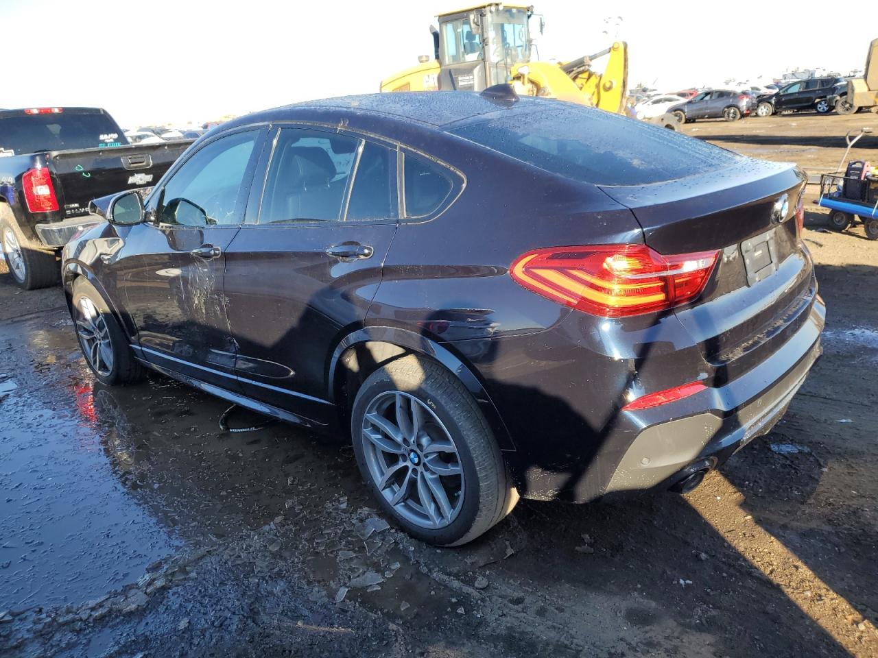 Изображение 2 2018 BMW X4 XDRIVEM40I 2018 с VIN 5UXXW7C56J0W65322