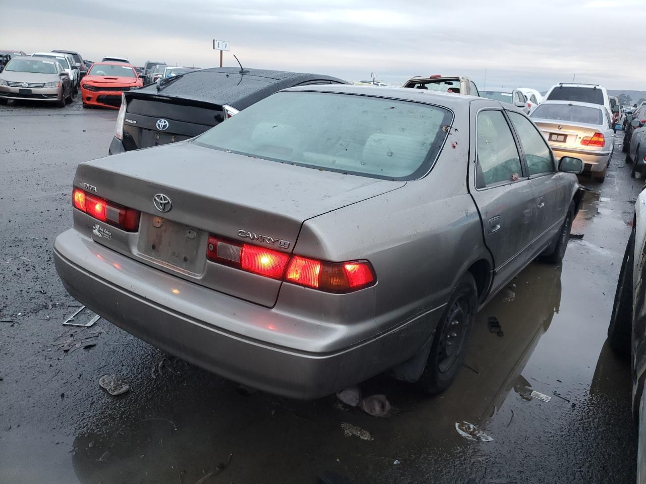 Obraz 3 z 1999 TOYOTA CAMRY CE 1999 z VIN 4T1BG22K6XU416647