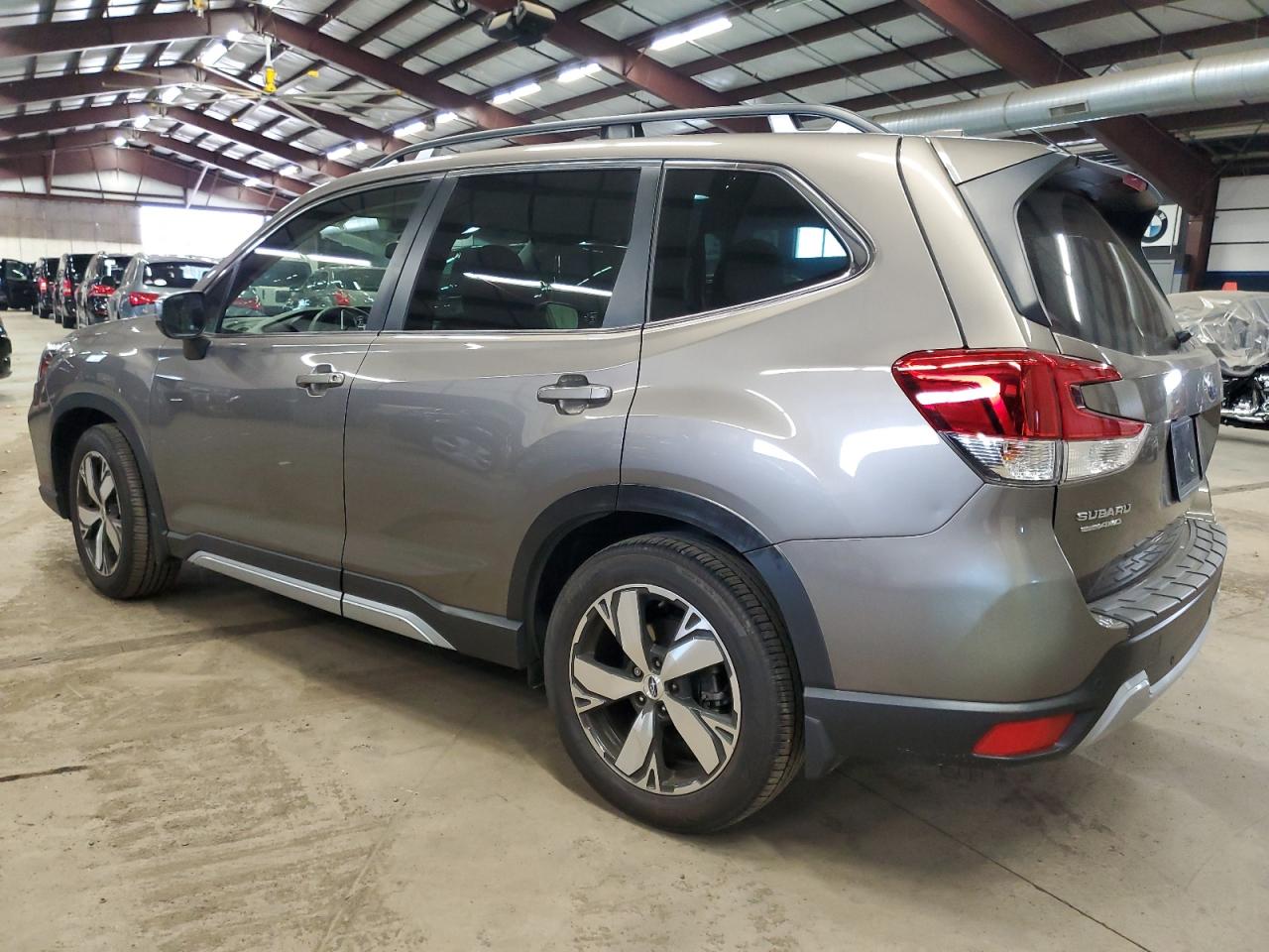 Image 2 of 2021 SUBARU FORESTER TOURING 2021 with VIN JF2SKAXC6MH525369